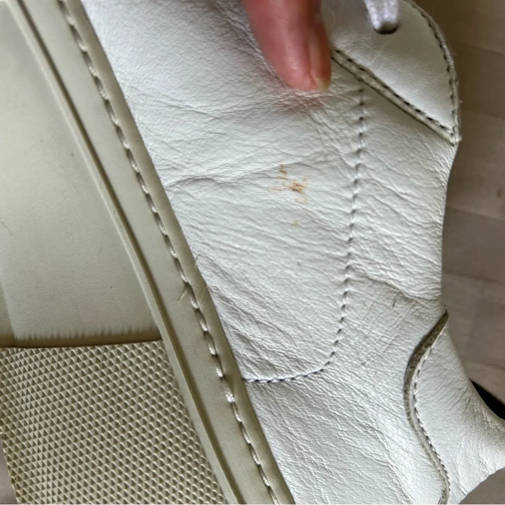 P448 Thea Perforated Platform Sneakers